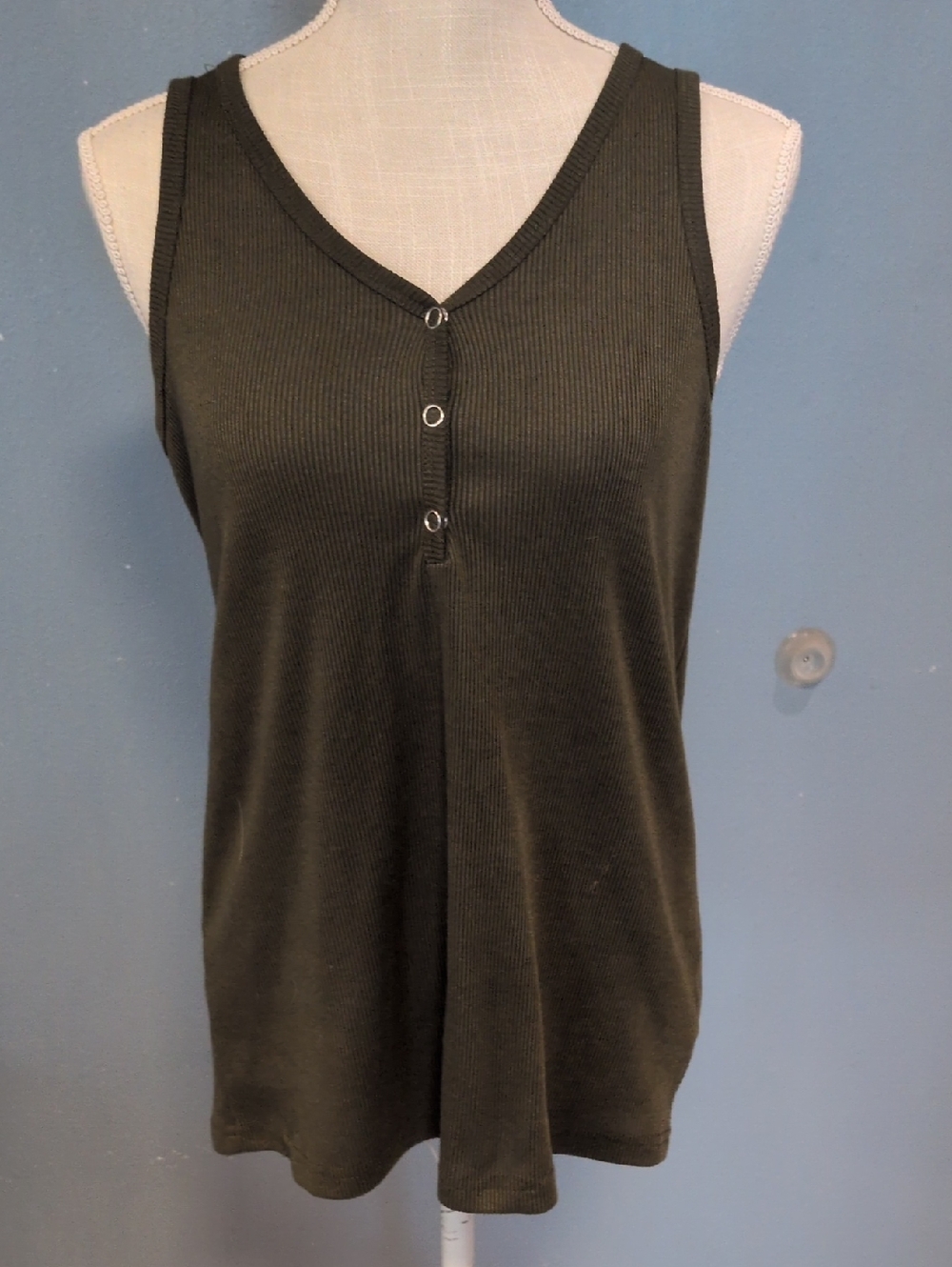 Mod Lily Quarter Button Down Ribbed Knit Olive Green Tank Top CottonBlend Summer